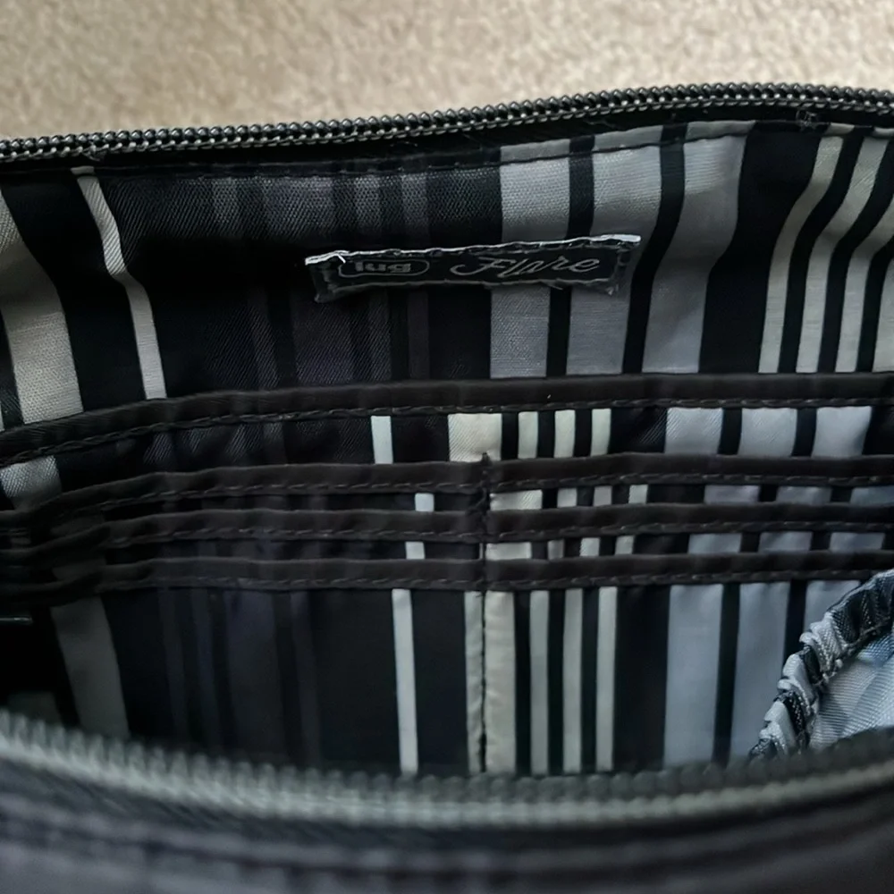 Lug, black quilted back with interchangeable crossbody straps - Picture 7 of 8